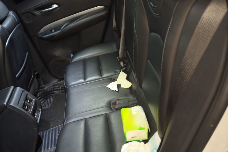 Used Cadillac XT4 2021 28T Two-Wheel Drive Leading Version
