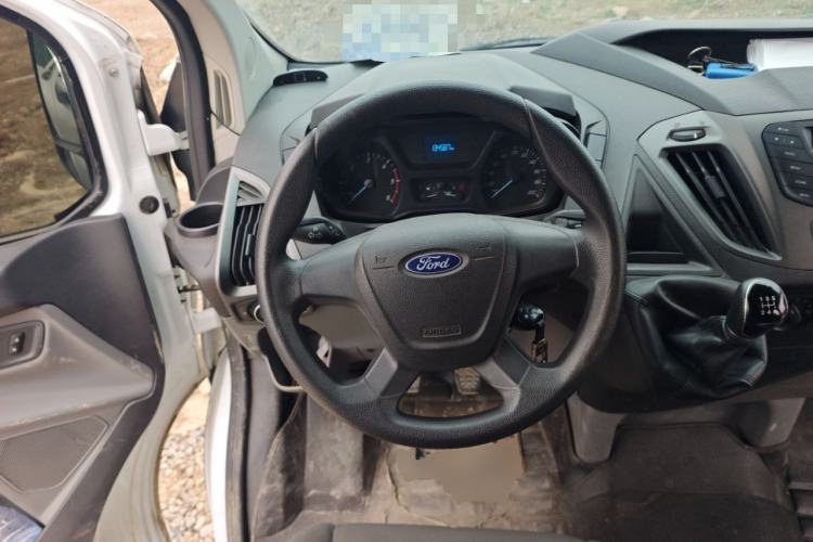 Used Ford Transit 2019 2.0T Diesel Multi-Purpose Commercial Vehicle Mid-Drive Mid-Roof 6-Seater China VI Standard
