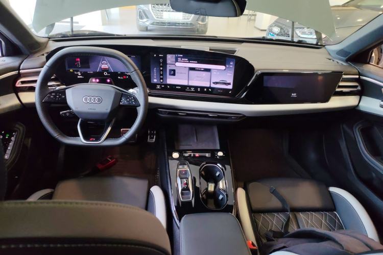 Used Audi A5L 2026 2.0T Sport Plus
