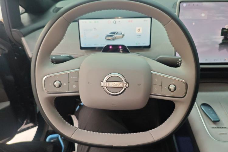 Used Nissan N7 2025 625 Max Steering Wheel