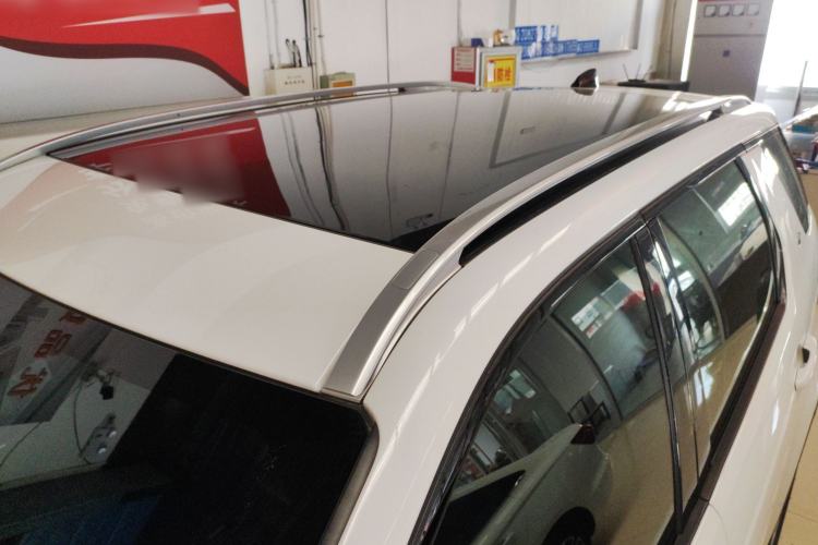 Used Land Rover Discovery Sport 2018 240 PS SE Version Roof