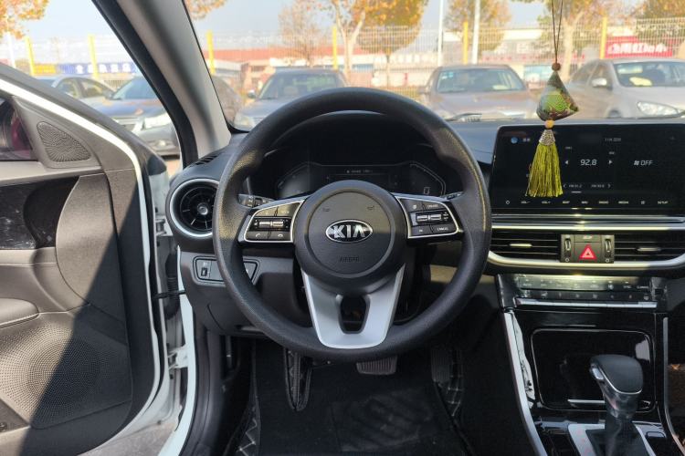 Used Kia K3 2019 1.5L CVT Smart Connectivity Version
