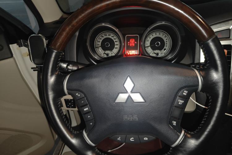 Used Mitsubishi Pajero 
