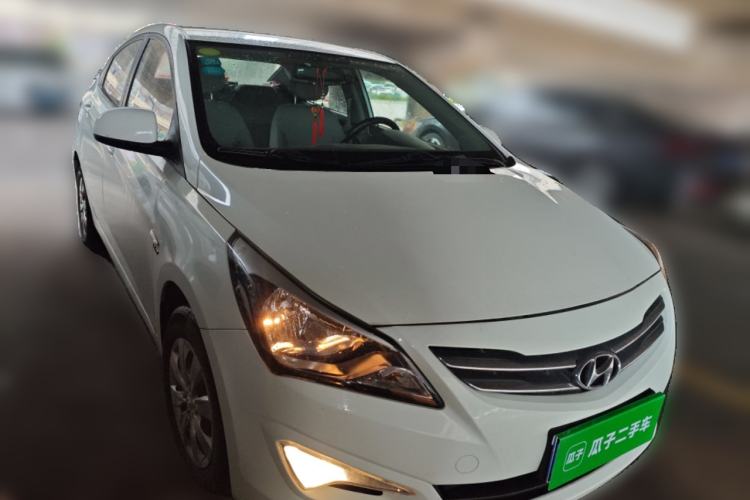 Used Hyundai Verna (older generation) 2014 1.4L Manual Smart GLS Trim
