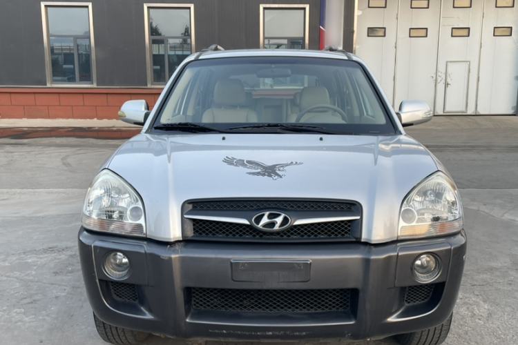 Used Hyundai Tucson 2009 2.0L Manual Two-Wheel Drive Fashion Edition
