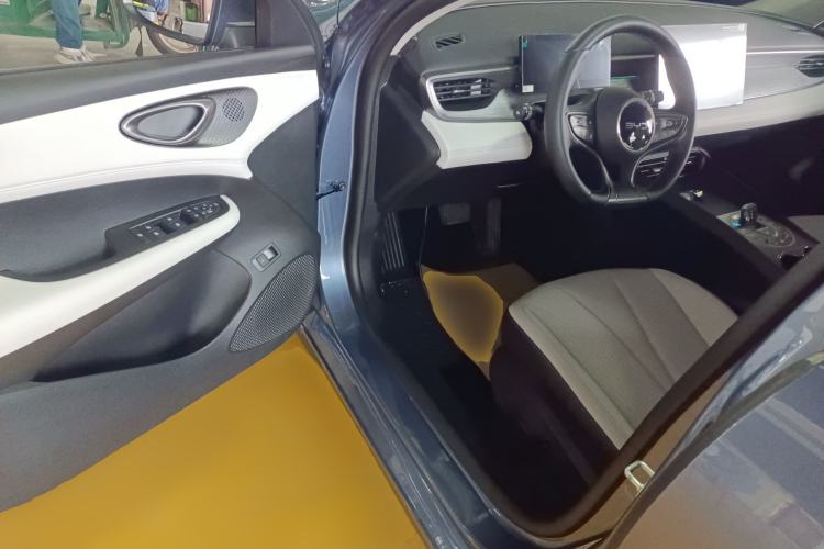 Used BYD Seal 05 DM-i 2025 DM-i Intelligent Drive 120KM Flagship Model Driver Seat