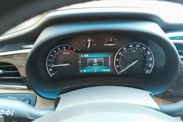 Used Buick GL8 2018 ES 28T Premium Model China VI Standard