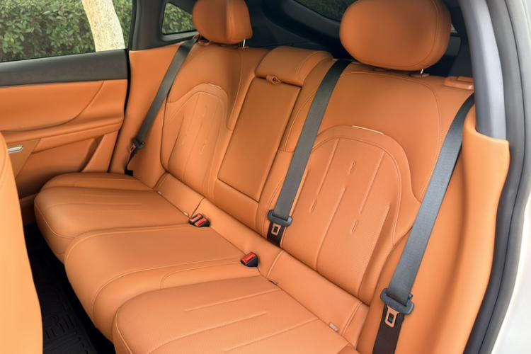 Used Dongfeng eπ eπ007 2025 Model Pure-Electric 565 All-Wheel-Drive Max Leading Edition
