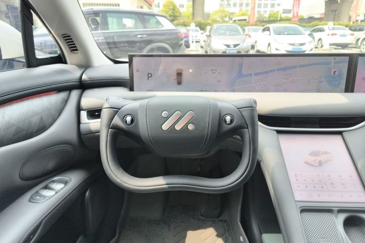 Used IM LS6 2023 Max Long-Range Version
