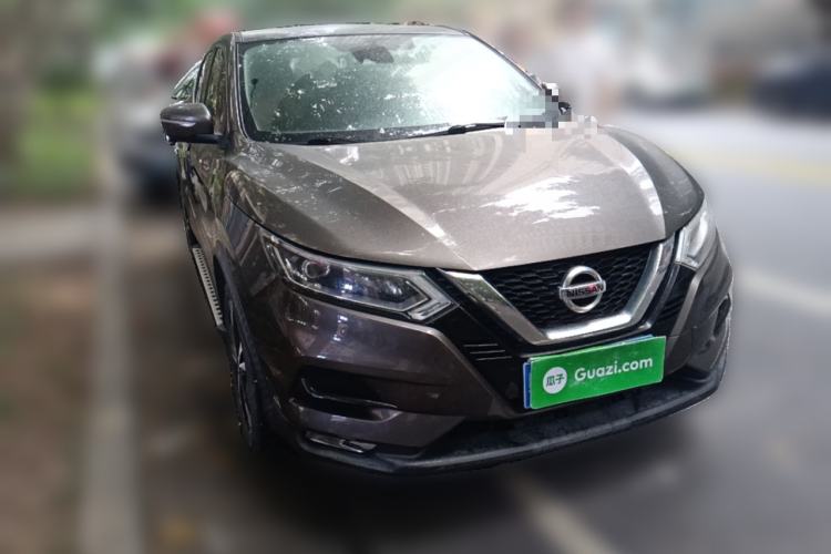 Used Nissan Qashqai 2019 2.0L CVT Luxury Edition Front Right 45 Deg