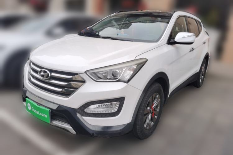 Used Hyundai Santa Fe 2013 2.4L Automatic Two-Wheel Drive Smart Version