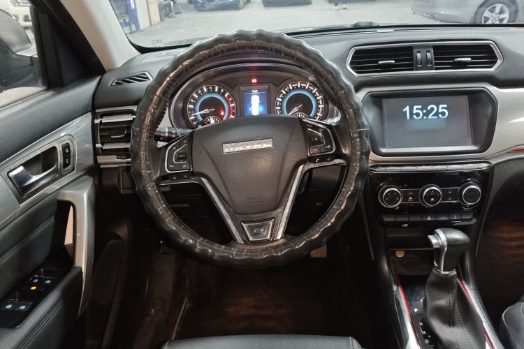 Used Haval H2 2017 Blue Label 1.5T Automatic Two-Wheel Drive Luxury Model Steering Wheel