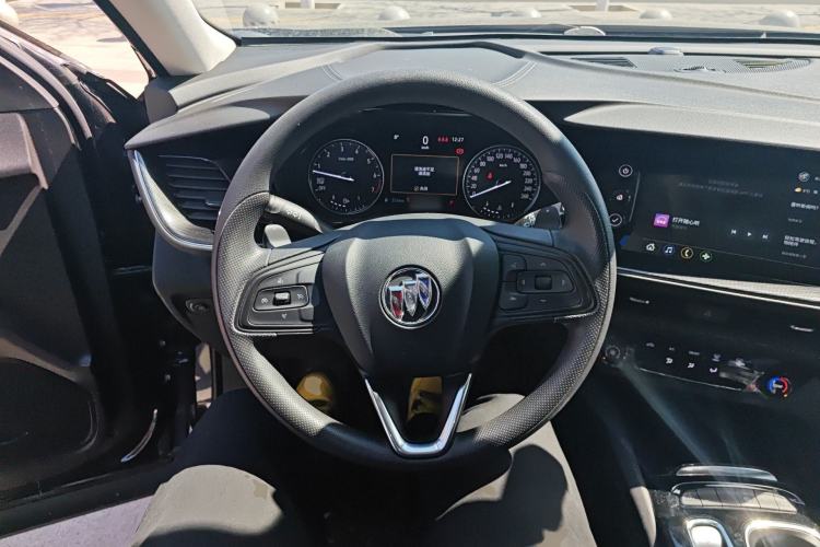 Used Buick Envision 2022 Encore S 552T Two-Wheel Drive Elite Model