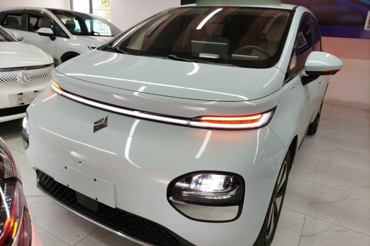 Used Baojun Cloud 2023 460 Pro Front