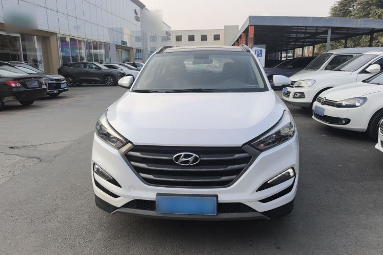 Used Hyundai Tucson 2018 1.6T Dual-Clutch Two-Wheel Drive 15th Anniversary Special Edition
