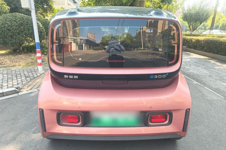 Used Baojun E300 2020 Plus Interstellar Smart Edition
