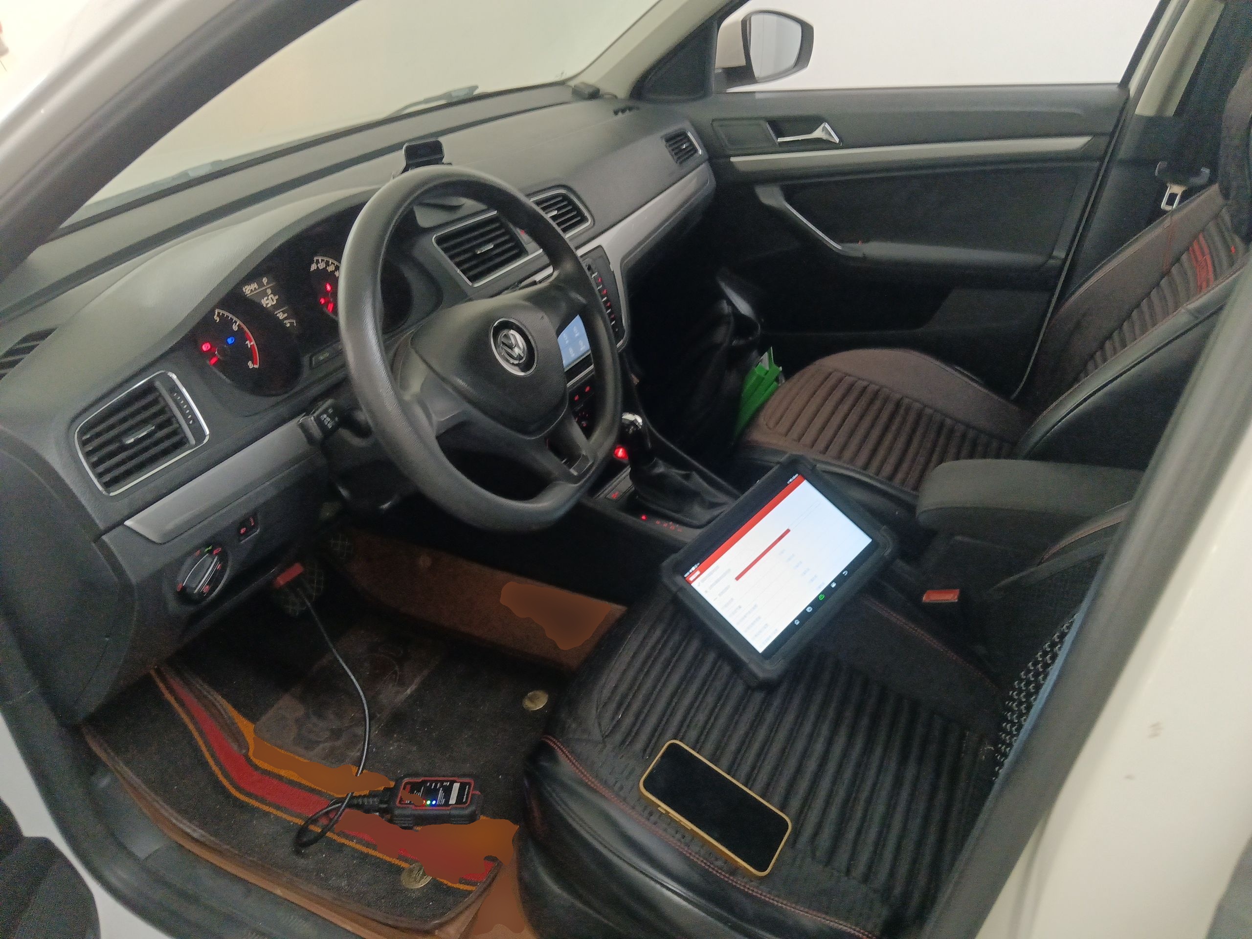 Interior delantero