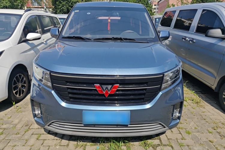 Used Wuling Hongguang PLUS 2019 1.5T Manual Luxury 7-Seater
