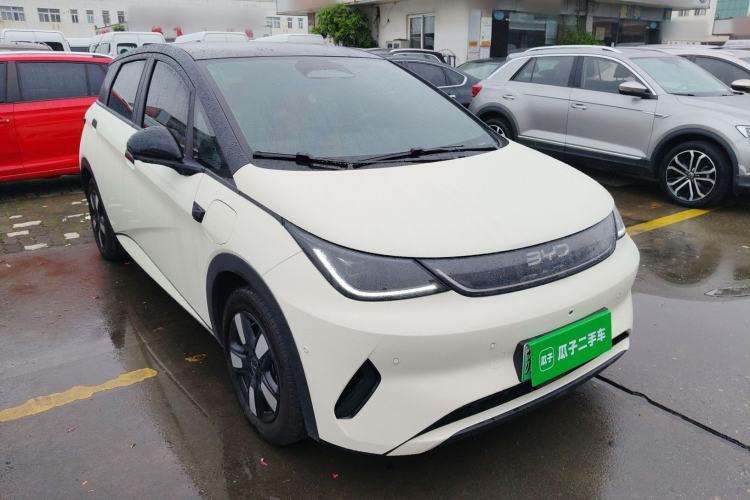 Used BYD Dolphin 2025 Intelligent Driving Version 410 km Fashion Edition Front Right 45 Deg