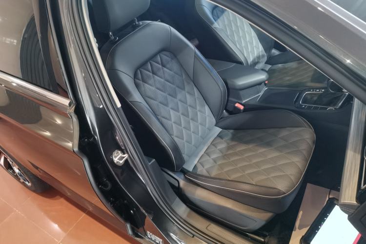 Used Volkswagen Sagitar 2023 280TSI DSG Excellence Edition