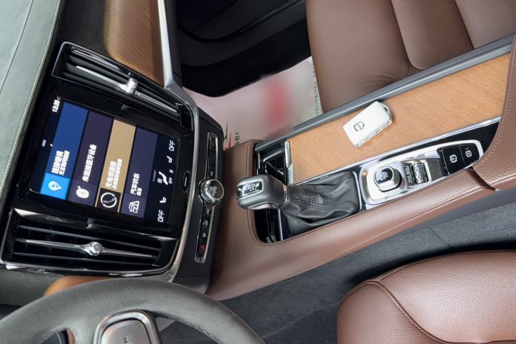 Used Volvo S90 2020 T5 Zhiyi Luxury Edition