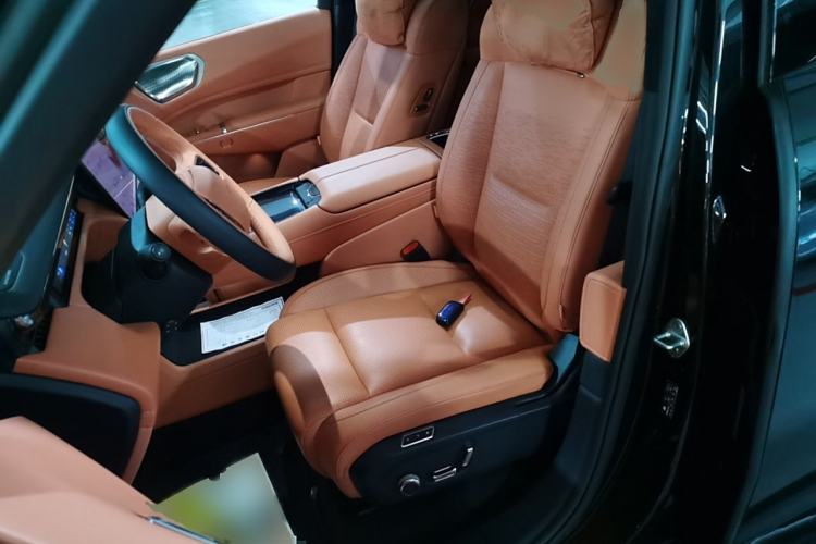 Used Lynk & Co 900 2025 1.5T Ultra