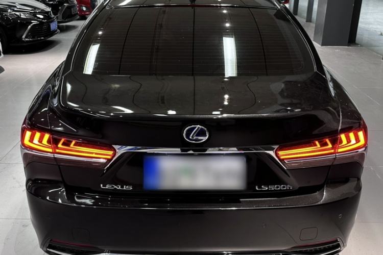 Used Lexus LS 2018 500h Executive Edition China VI Exterior 5