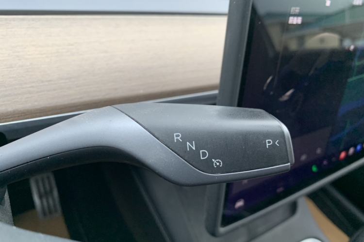 Used Tesla Model Y 2021 Long-Range All-Wheel-Drive Version