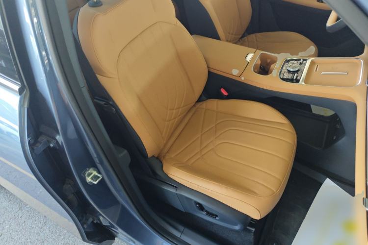 Used Geely Galaxy Xingjian 7 EM-i 2025 120km Flagship Edition Right Front Seat