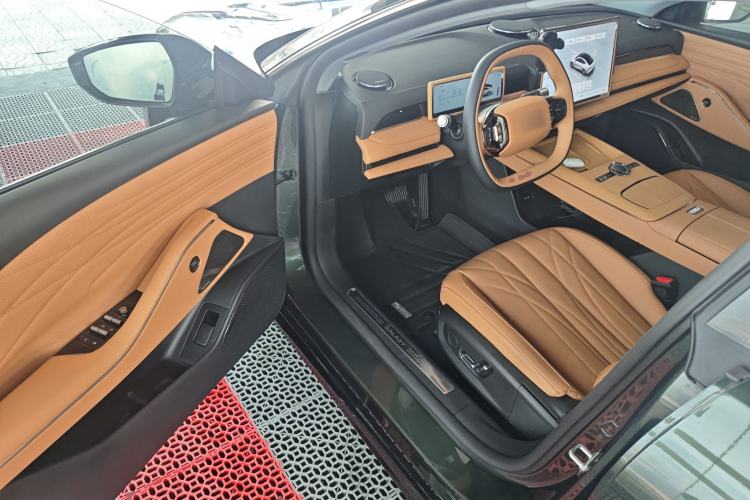 Used Geely Galaxy 8 2025 130km EM-i Deluxe Edition Driver Seat