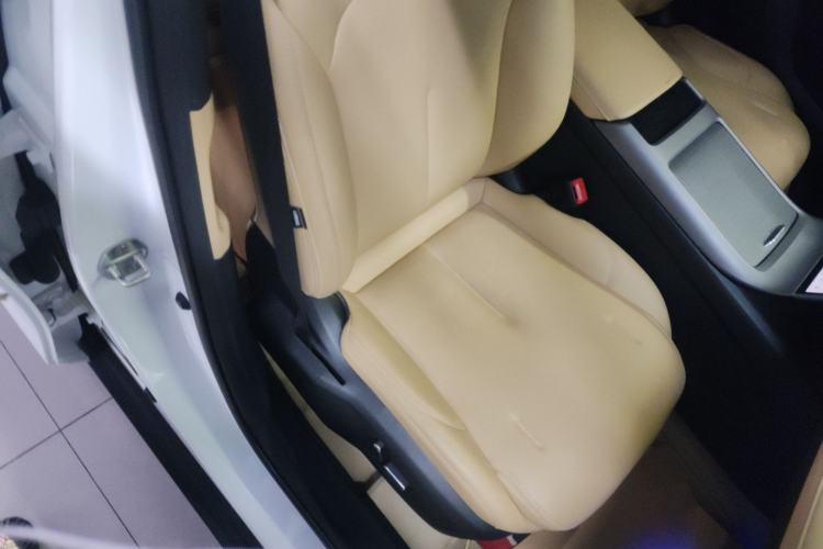 Used Geely Galaxy L6 2023 125km Starship Right Front Seat