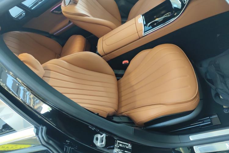 Used Mercedes-Benz S-Class 2024 S 400 L Business Model Right Front Seat