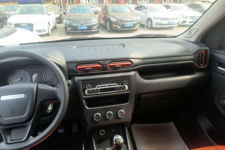 Used Dongfeng Fengon 380 2022 1.5L Comfort-Class Passenger Vehicle (Steel Spring) with 7 Seats
