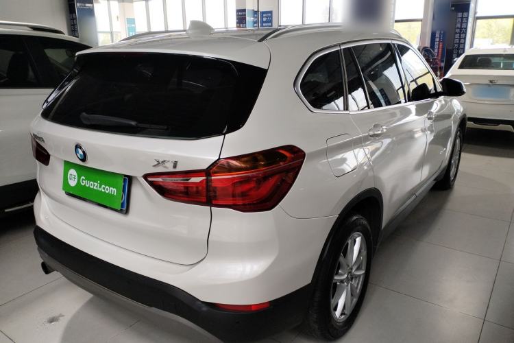 Used BMW X1 2016 sDrive18Li Fashion Model Rear Right 45 Deg