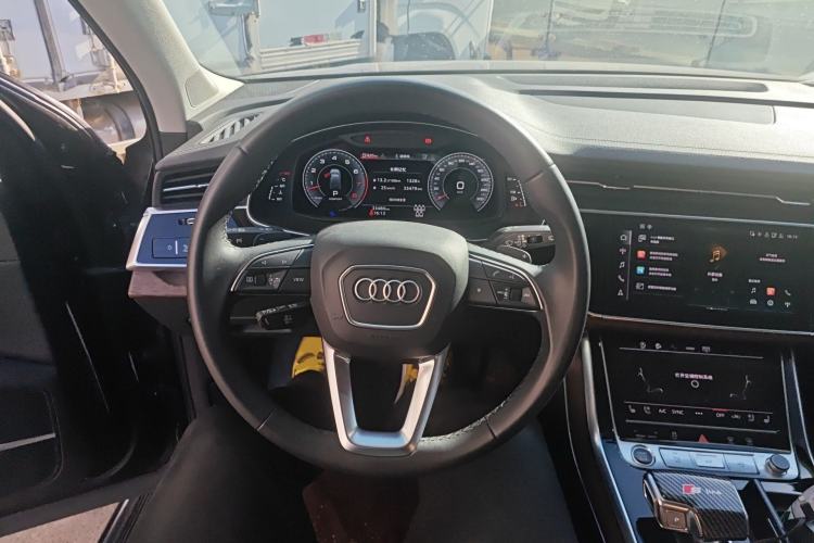 Used Audi Q7 2023 55 TFSI quattro S line Sport Edition Steering Wheel
