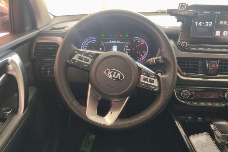 Used Kia Sportage R 2018 2.0L Automatic Smart Luxury Version China V Standard
