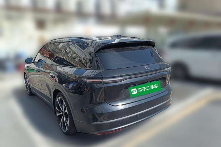 Used Nio ES8 2023 100kWh Signature Edition
