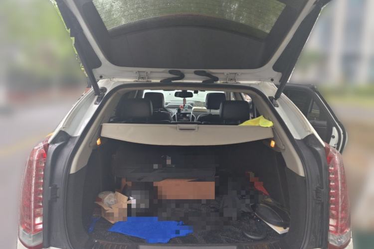 Used Cadillac SRX 2015 3.0L Elite Model Trunk