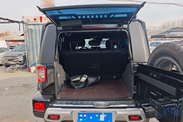 Used BAIC Off-Road BJ40 2023 2.0T Automatic Four-Wheel Drive Urban Hunter Edition Chivalrous Type
