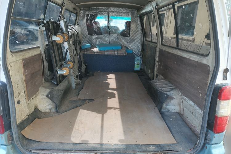 Used Foton Scenic 2011 2.0L Express Classic Long-Wheelbase Version 486EQV4
