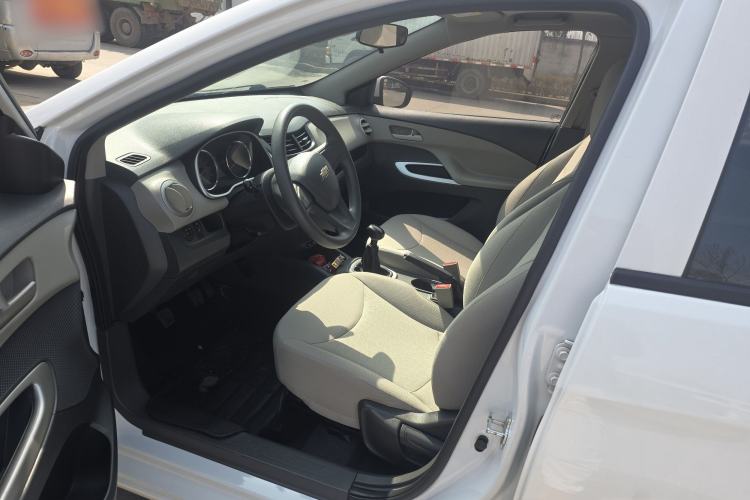 Used Chevrolet Sail 2015 Sail 3 1.5L Manual with Ideal Sunroof Edition