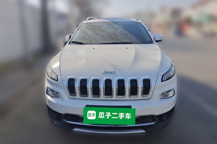 Used Jeep Cherokee 2017 2.0L Superior Edition