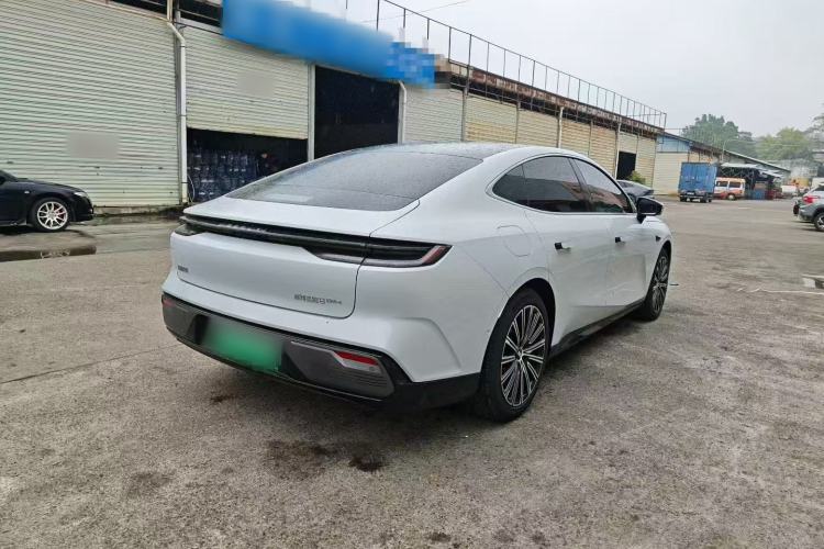 Used Geely Galaxy 8 2025 130km EM-i Flagship Edition
