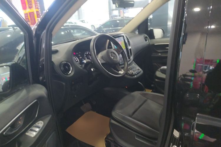 Used Mercedes-Benz Vito 2021 2.0T Business Version 7 Seats