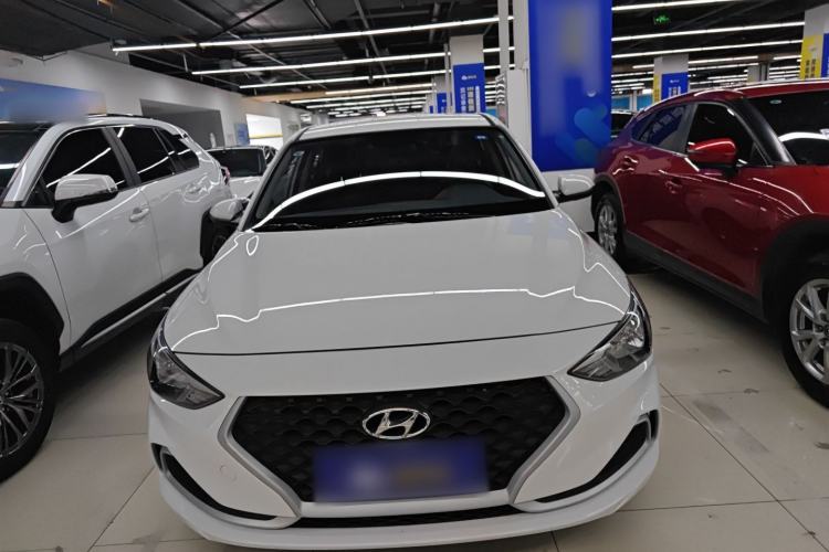 Used Hyundai Celesta 2020 1.6L Automatic GL Enjoyable Edition Front