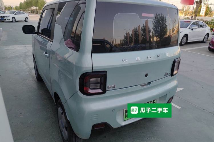 Used Geely Galaxy Panda 2023 Panda Mini 200km Endurance Bear
