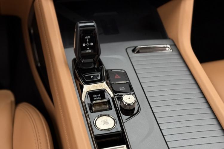 Used Lynk & Co 09 EM-P 2021 2.0T PHEV Ultra Six-Seater Gear Lever