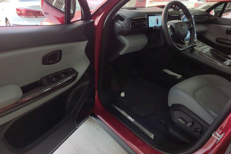 Used Nio ES6 2019 420 km Sport Version
