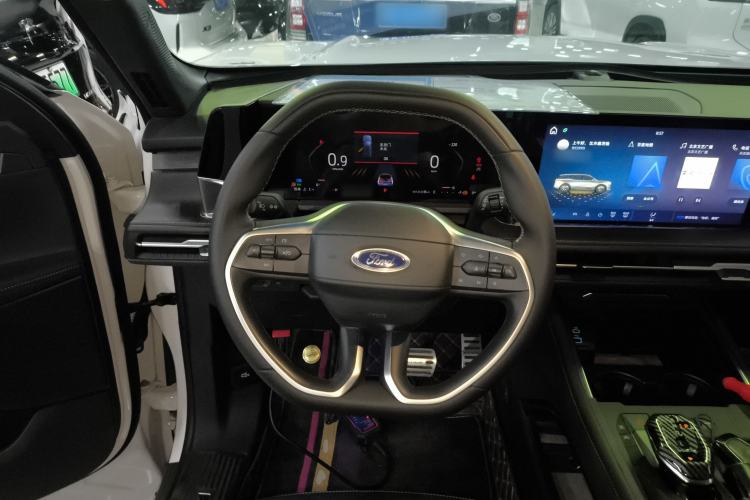 Used Ford Edge 2025 Ford Explorer L 2.0T EcoBoost Two-Wheel Drive 7-Seater Fashion Edition
