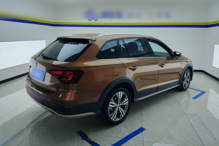 Used Volkswagen C-TREK 2017 230TSI DSG Luxury Model